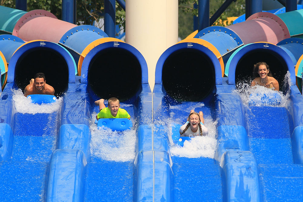 Turbo Racer, Water Sliders, Water World